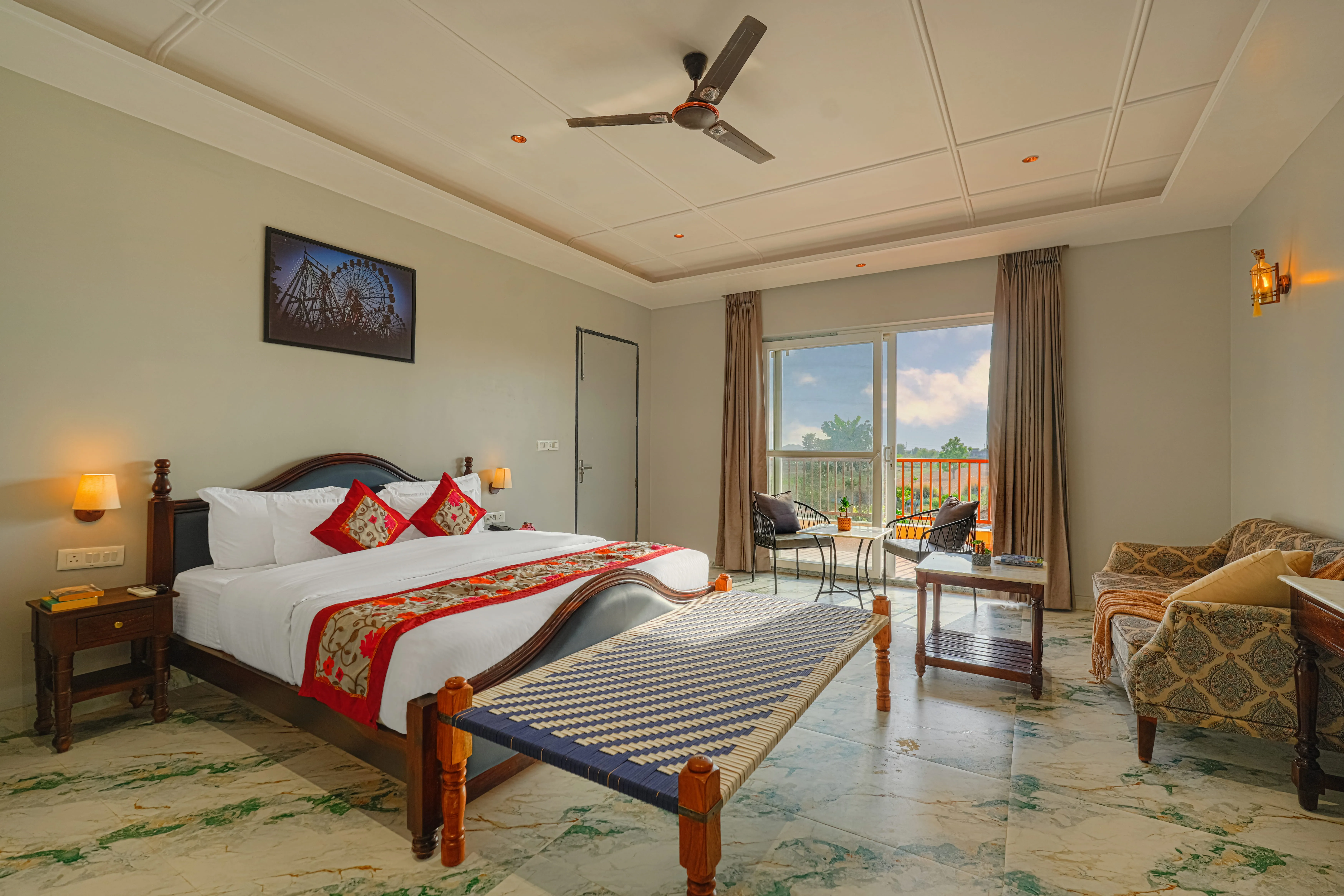 Club Room 1